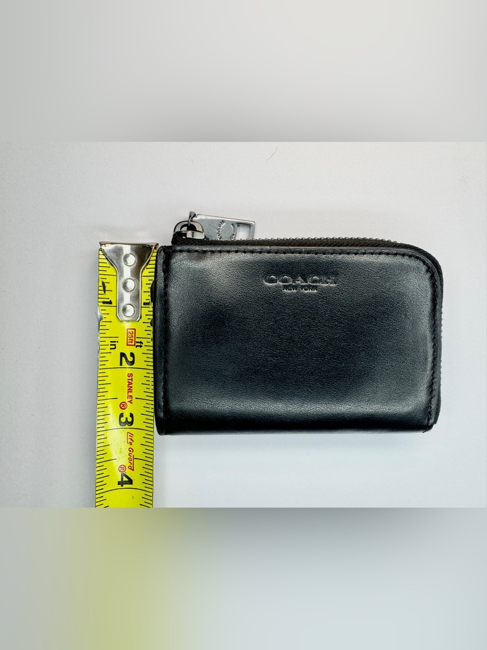 Coach Black Leather Zip Around Coin Purse Wallet Key Ring Card Case - Picture 9 of 9